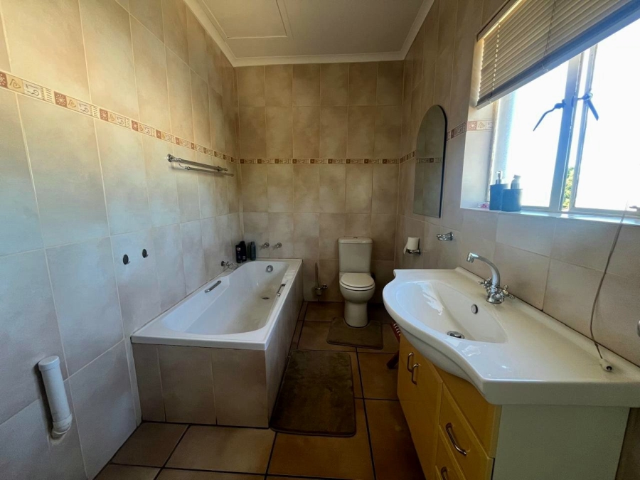 5 Bedroom Property for Sale in Blydeville Northern Cape